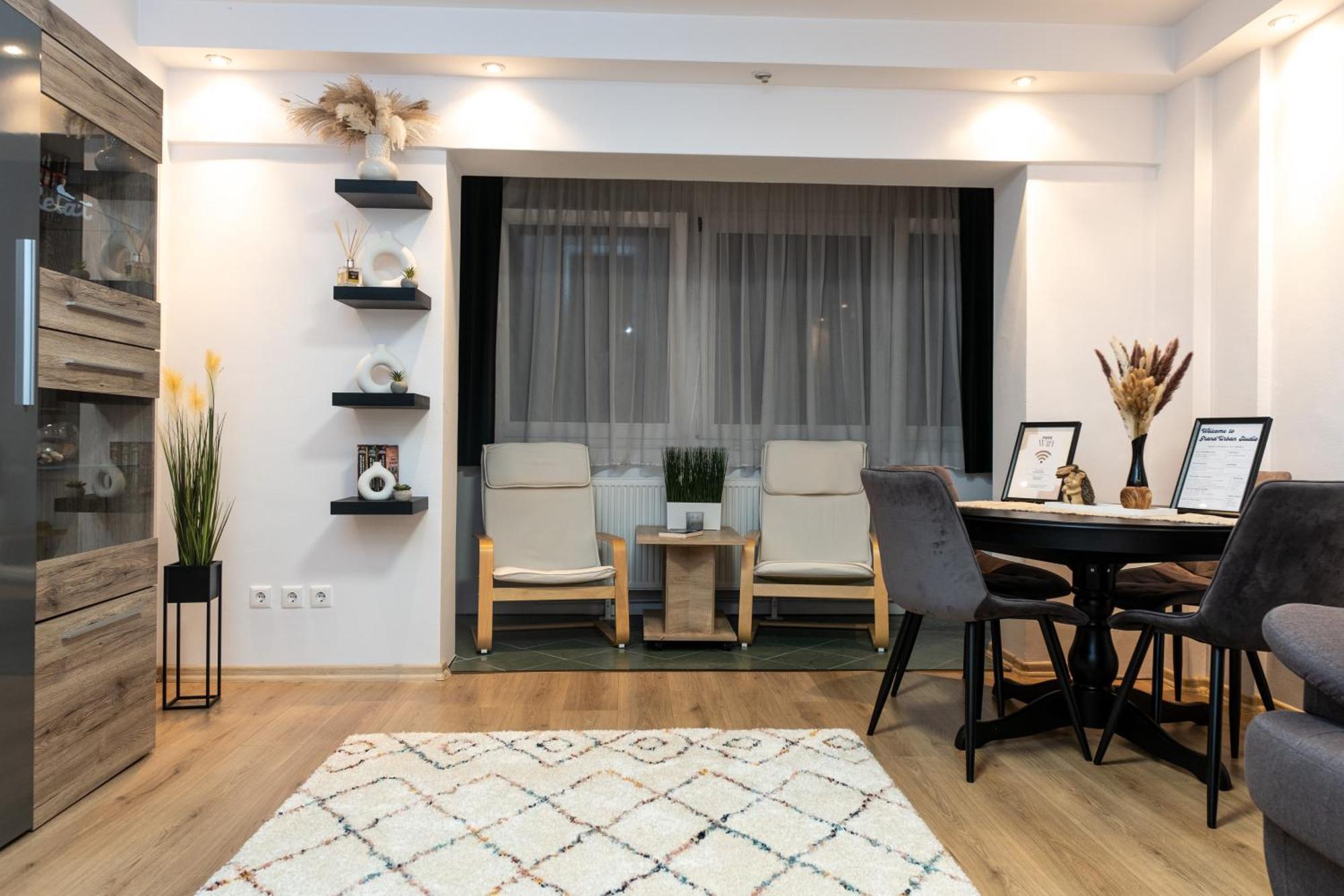 Grand Urban Studio Târgu-Mureş Esterno foto
